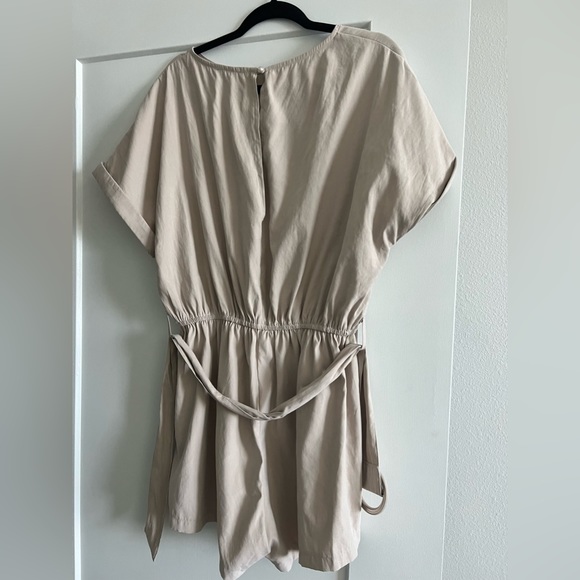 Romper - Picture 3 of 4